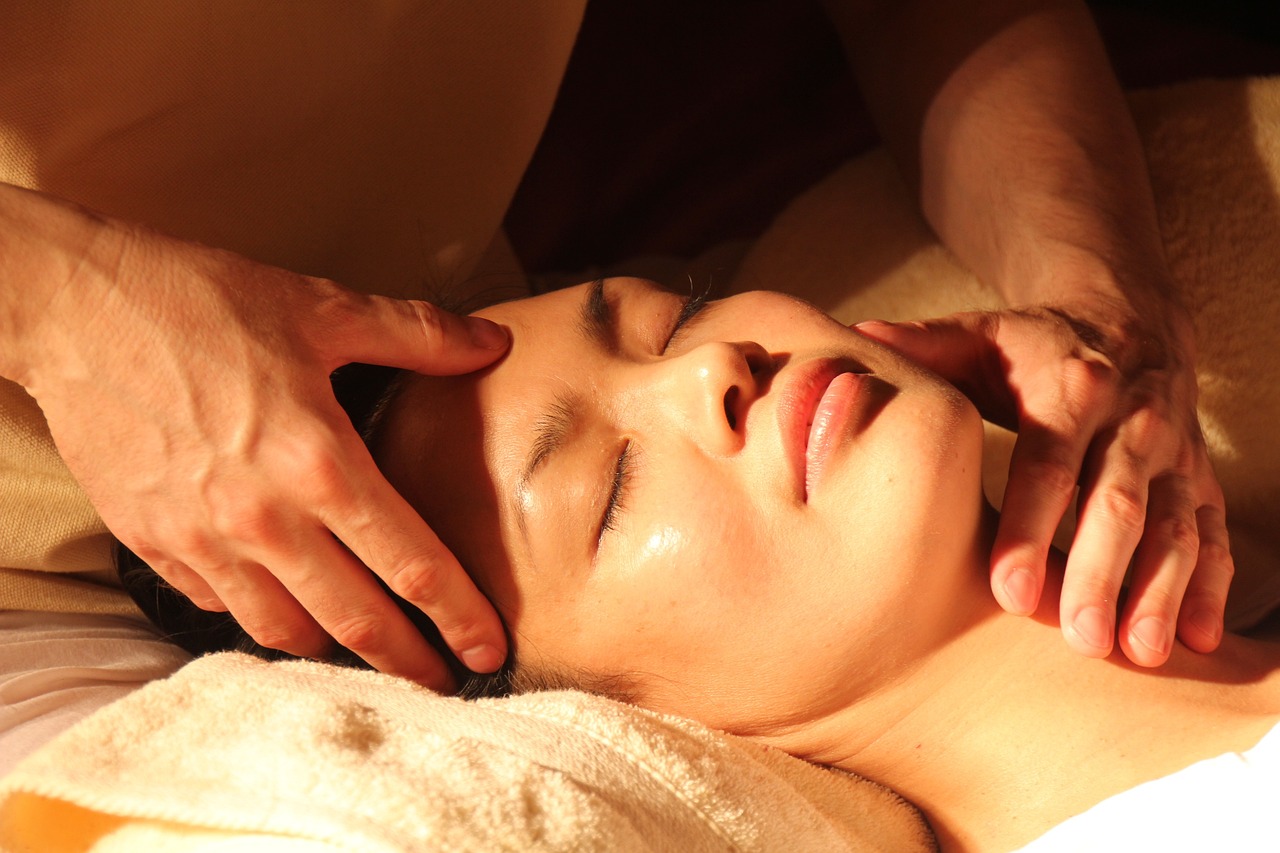 stress relief massage asian woman face massage